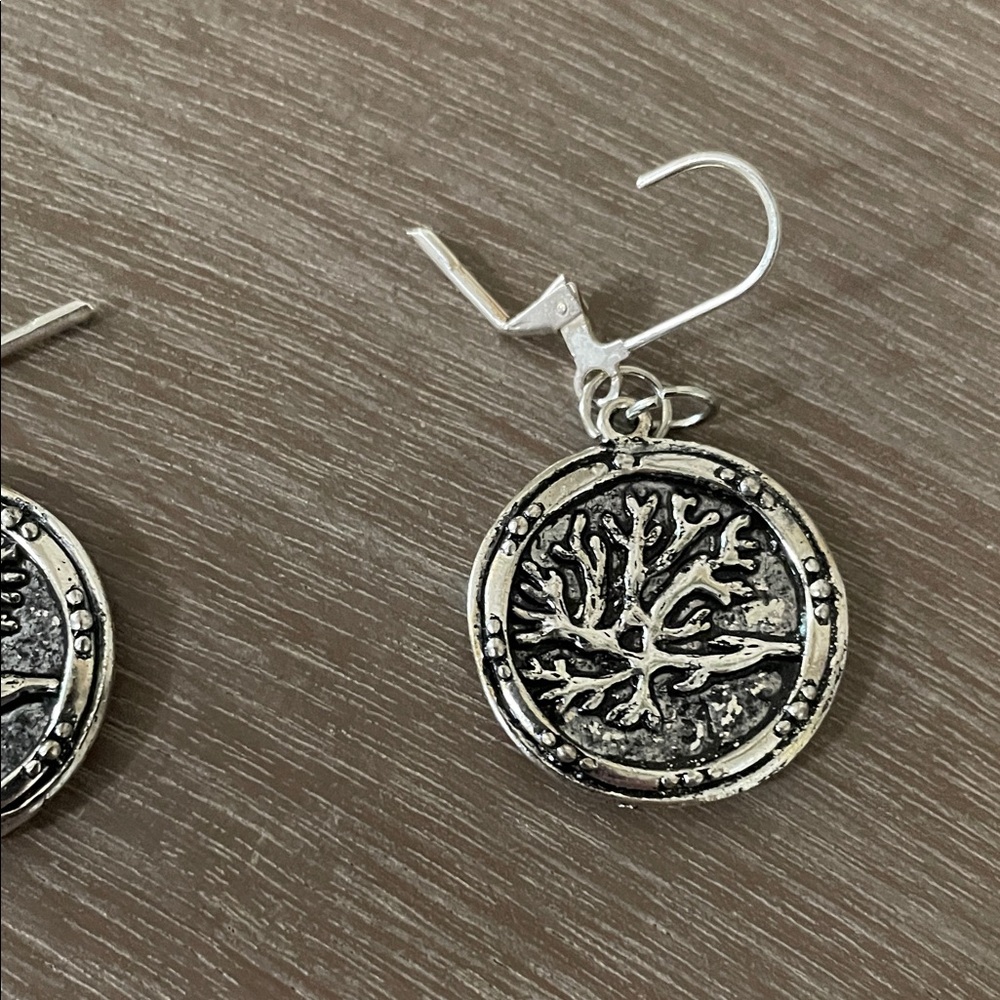 Hand Crafted Silver Earrings - Picture 4 of 6